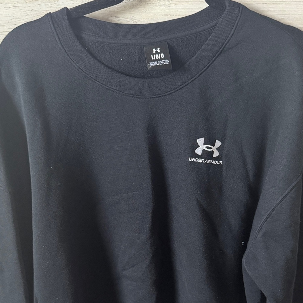 Under Armour Classic Black Crewneck
